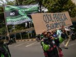 ojol-geruduk-kemnaker-tuntut-hak-dapat-thr-11_169