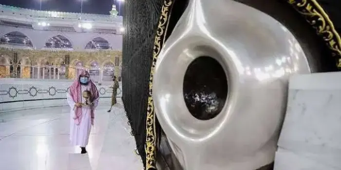 hajar-aswad-679x375