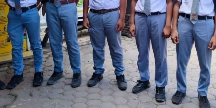 bolos-sekolah-678x381