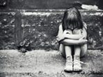 58466991551-dikurung-_sejak_-bayi